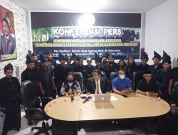 Suku Adat Kajang Menggugat, Kembalikan Tanah Adat Leluhur Kami