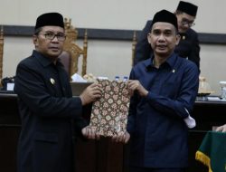 DPRD Makassar Gelar Rapat Paripurna, Walikota Makassar Paparkan Pelaksanaan APBD 2021