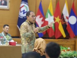 Walikota Makassar, Jadi Pembicara Pada Pelatihan Kepemimpinan Nasional Di Puslatbang KMP LAN