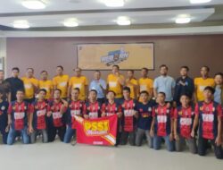Dirut PDAM Dukung Tim Sepak Bola Pemkot Makassar di PORPROV XII
